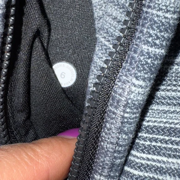 Lululemon Hooded Define Jacket *Nulu Size 6 - Picture 7 of 11